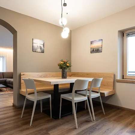 Strui Apartmán *